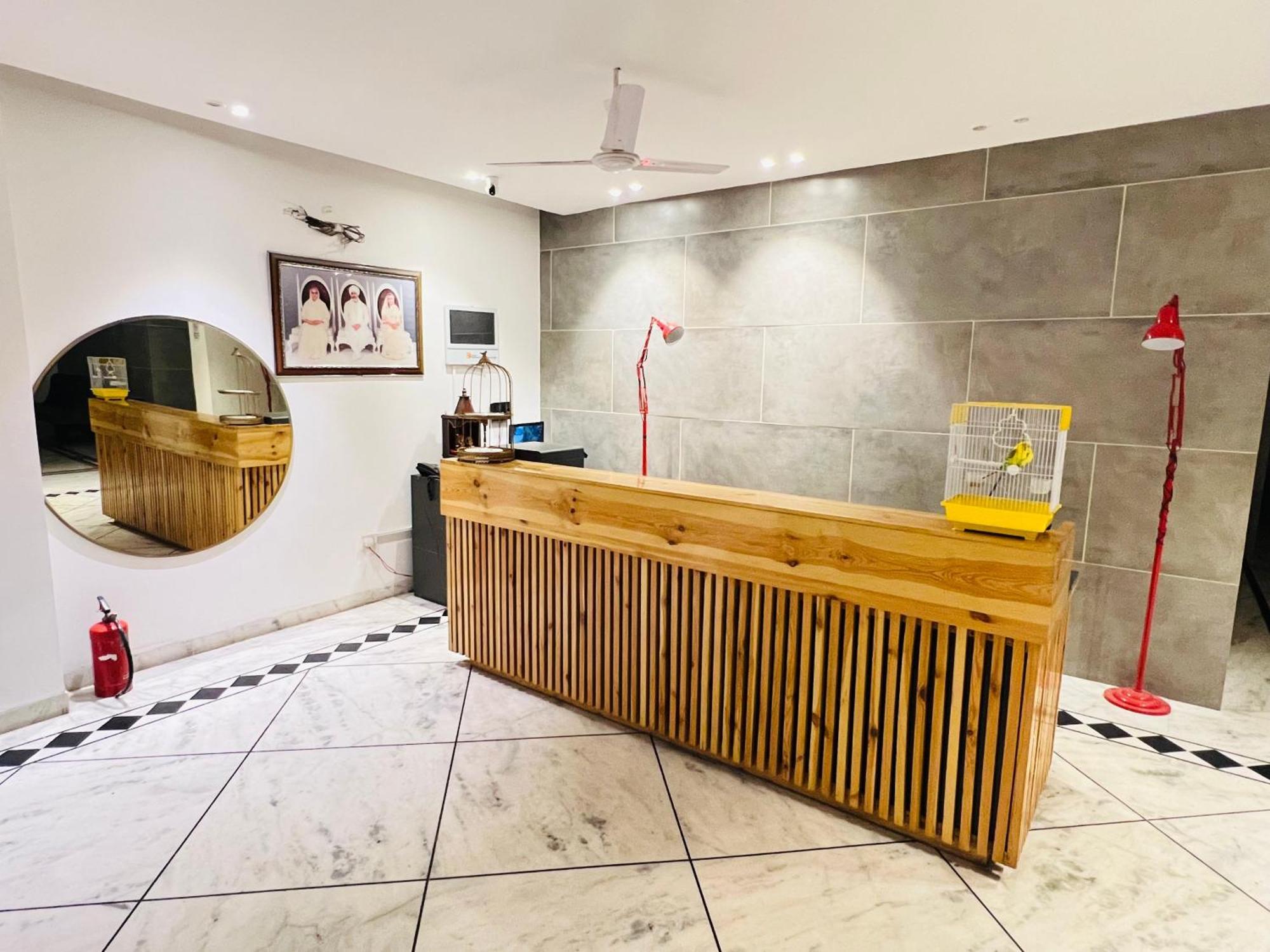 Comfortable Stay New Delhi Exterior photo